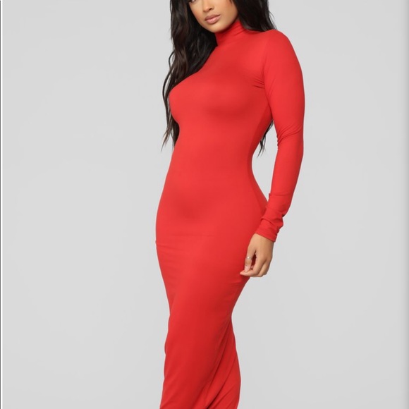 red turtleneck bodycon dress